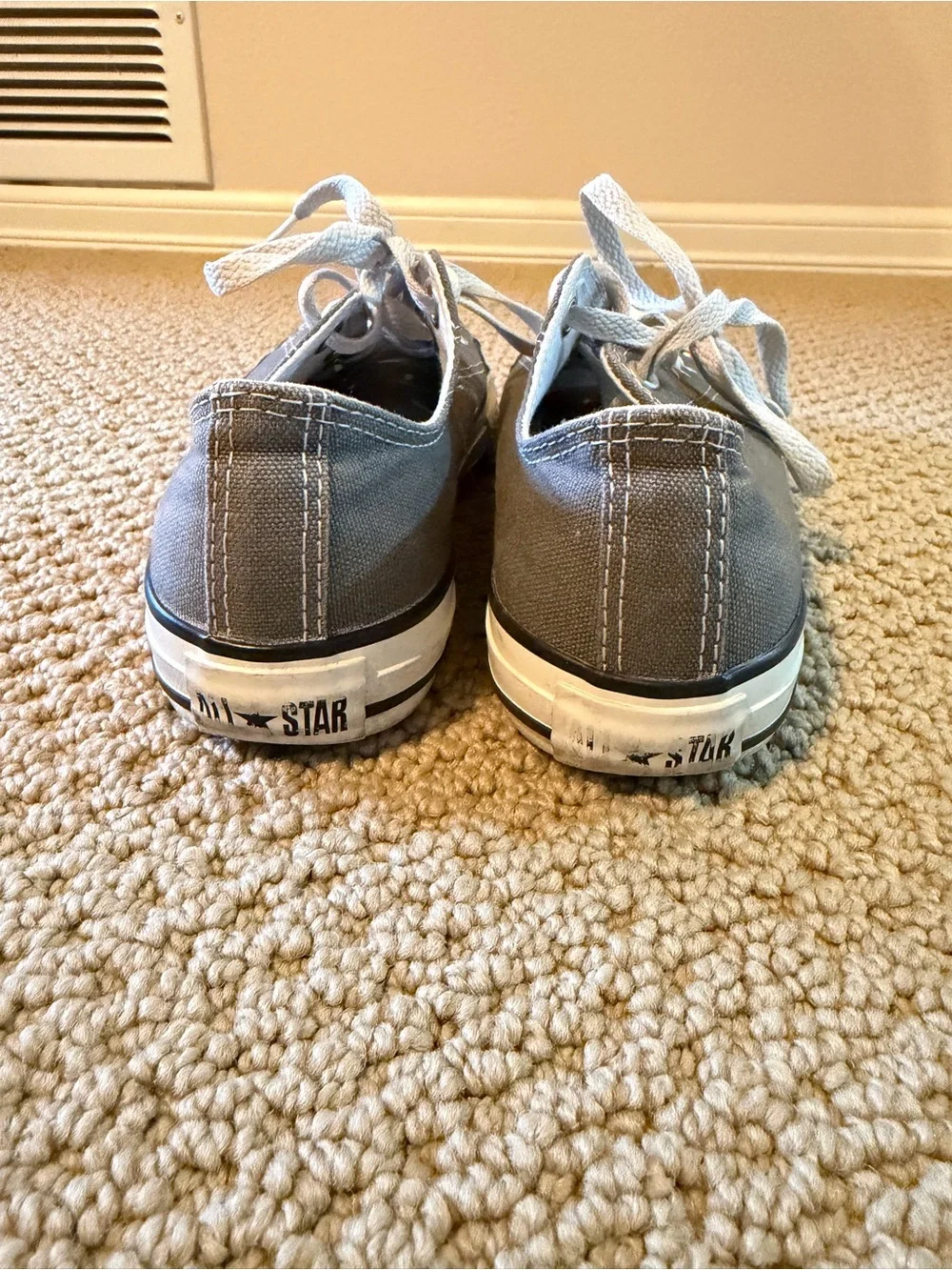 Converse Chuck Taylor All Star Gray Sneaker Shoes (Youth Size 3)